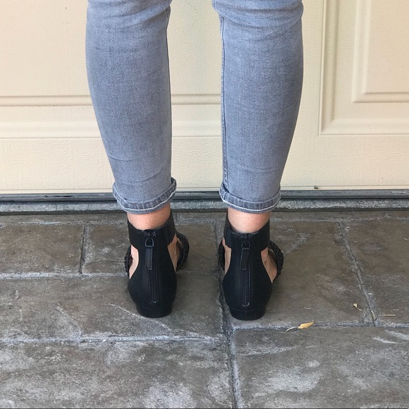 Woven Boho Black Open Toe Ankle Strap Sandals - Picture 4 of 6